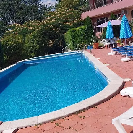 Sea View Hygge - Quiet Residential Apartment