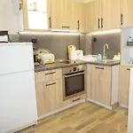 Sea View Hygge - Quiet Residential *