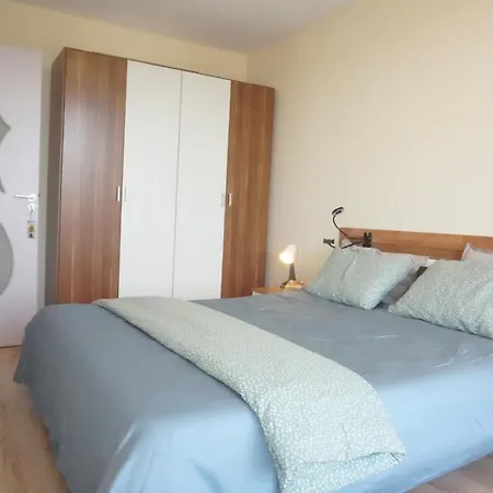 Sea View Hygge - Quiet Residential Kavarna