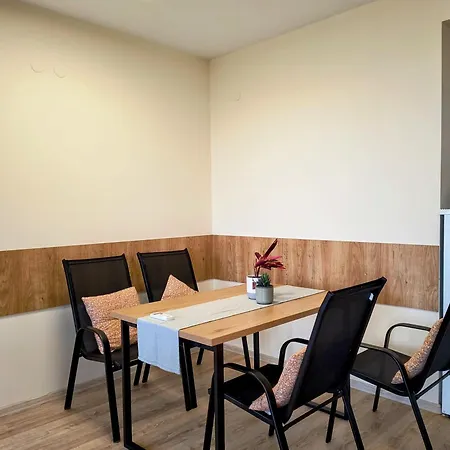 Sea View Hygge - Quiet Residential Apartamento