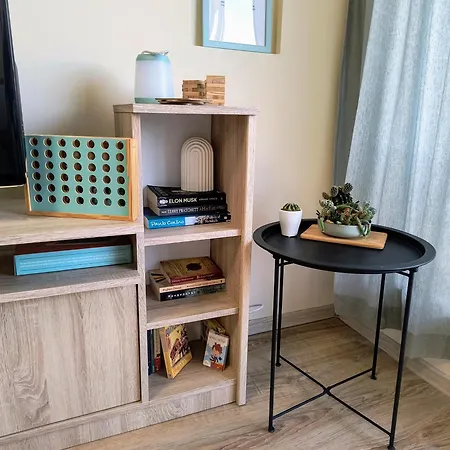 Sea View Hygge - Quiet Residential *